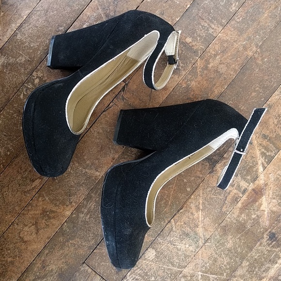 Kimchi blue, black, suede wedge heels - Picture 3 of 3